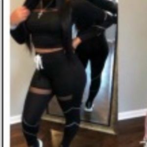 Black jogging set!